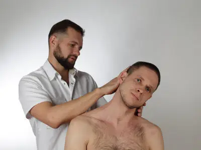 Кинезиологическое тестирование шеи